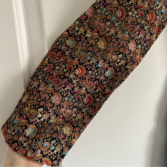 Vintage embroidered trench - Picture 8 of 11